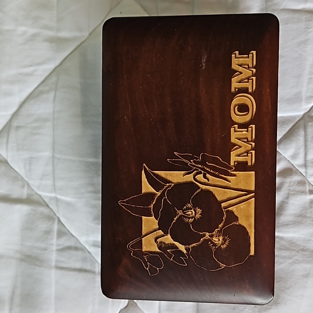 Mothers day trinket box